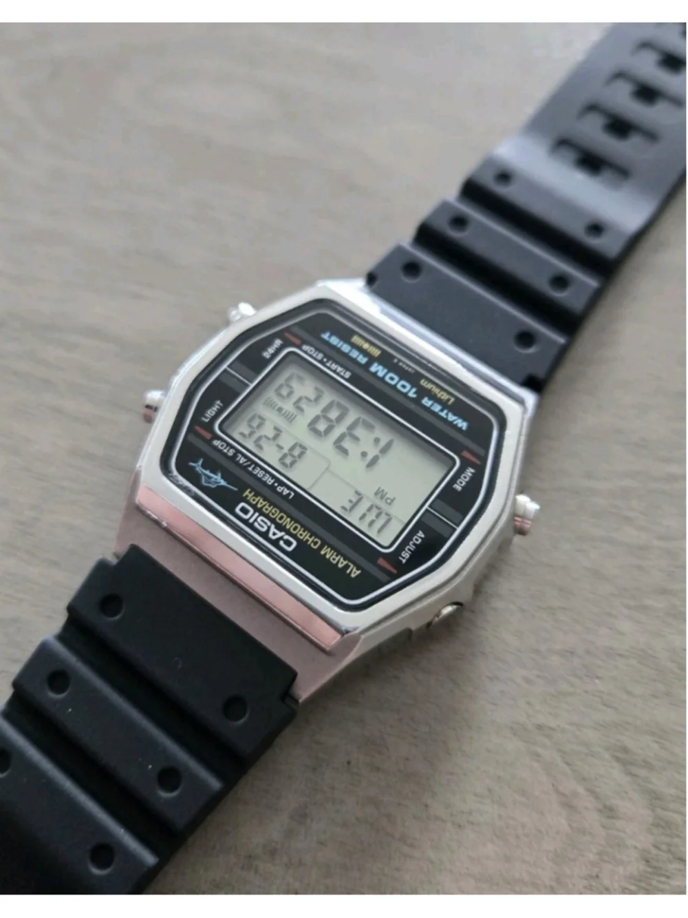 Rare Vintage Casio W-750 Men's Digital LCD Watch 1980s Great Must See Retro!!!